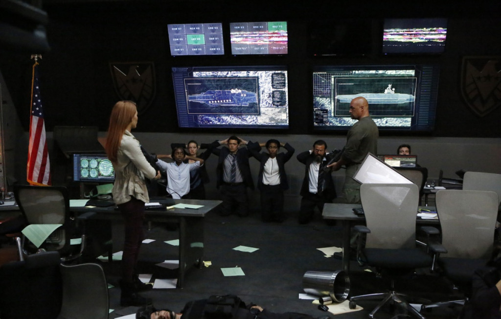 Кадр 3 з Агенти Щ.И.Т. 1 сезон