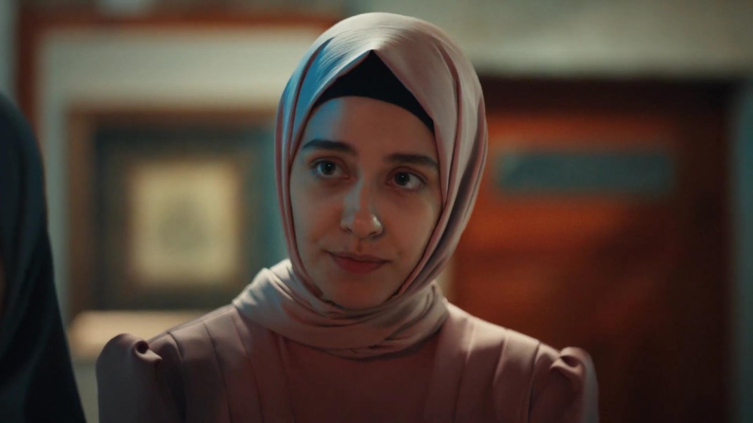 Кадр 2 з Багряні бутони 1 сезон