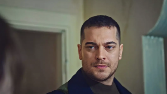 Кадр 1 з Безжальний 1 сезон