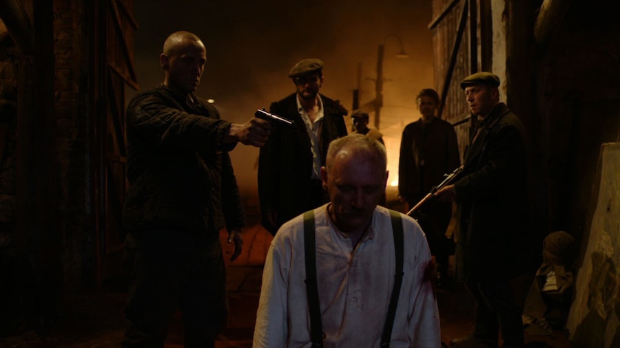 Кадр 3 з Червоний