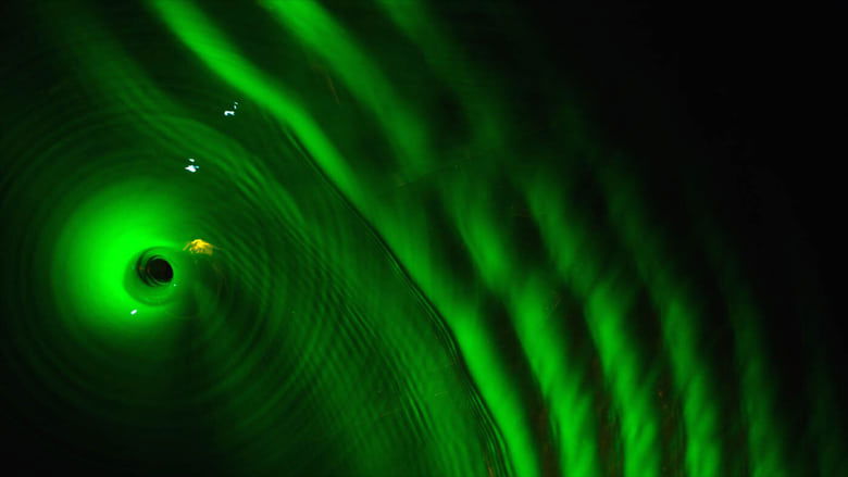 Кадр 1 з Чорні діри: На межі наших знань