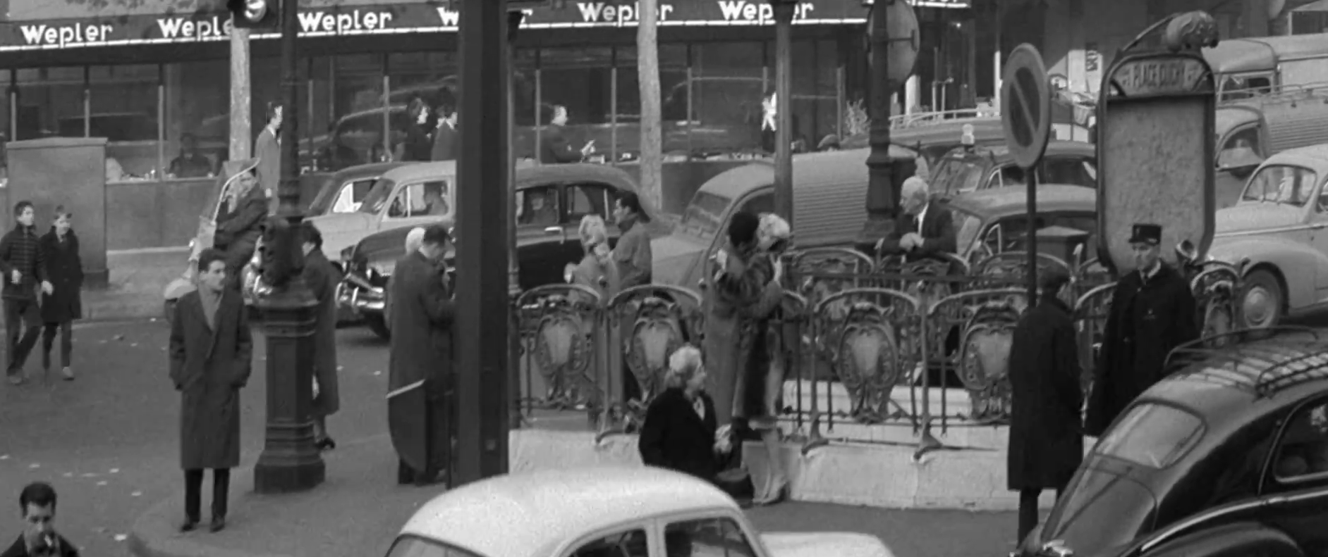 Кадр 4 з Чотириста ударів