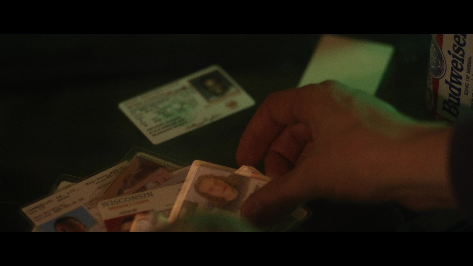 Кадр 2 з Чудовиська: Історія Лайла й Еріка Менендесів 2 сезон