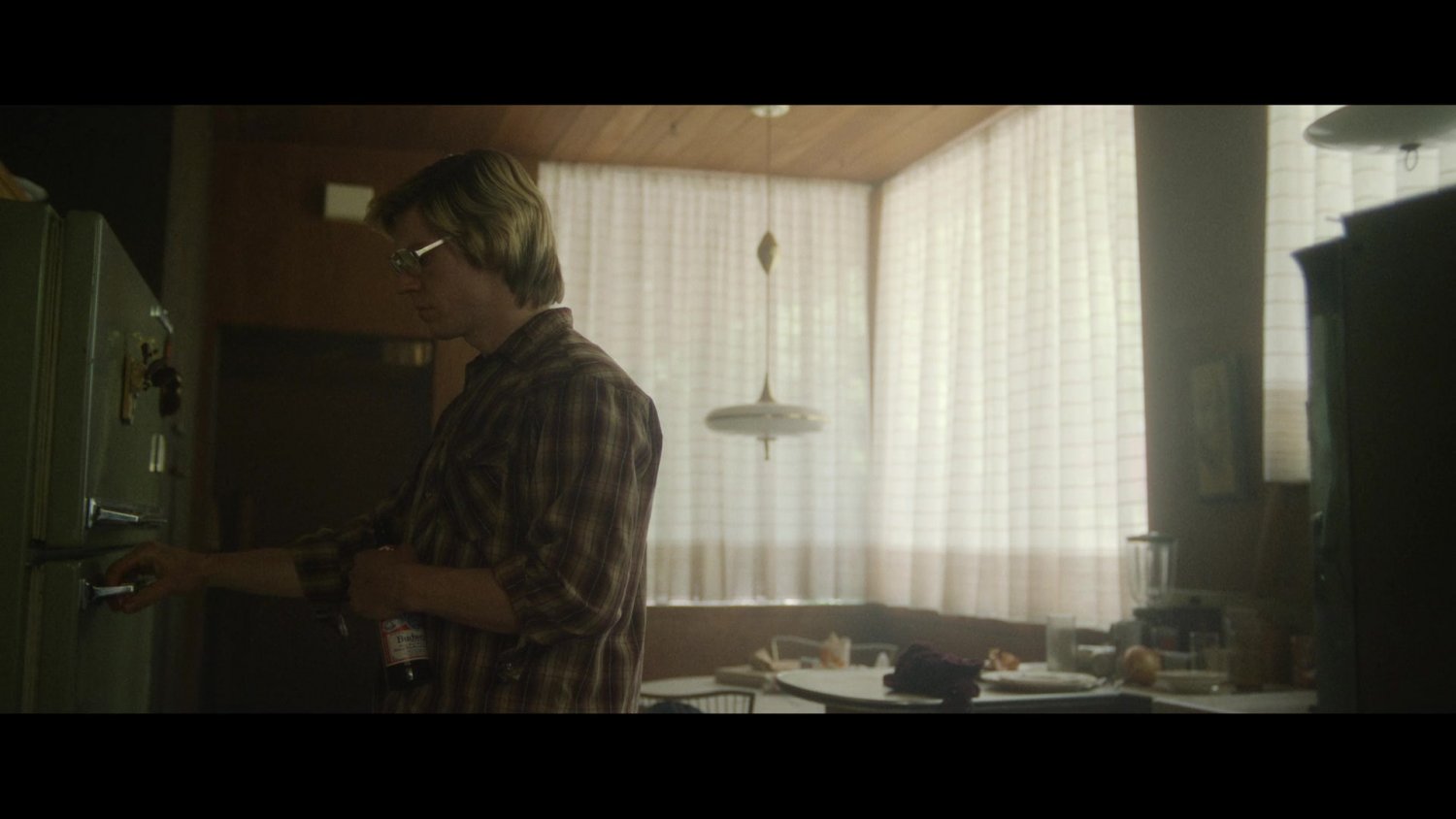 Кадр 1 з Дамер - Чудовисько: Історія Джеффрі Дамера 1 сезон