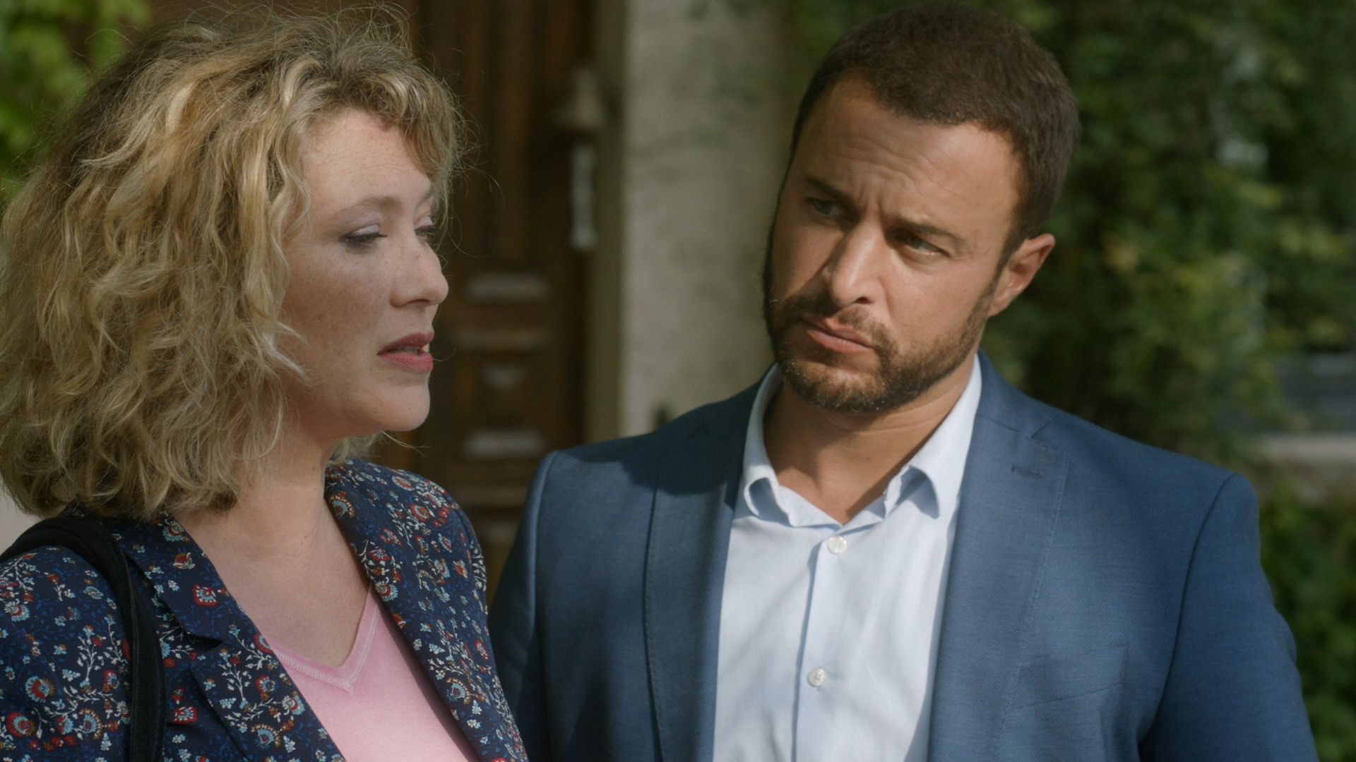 Кадр 3 з Детектив Ренуар / Кандіс Ренуар - детектив із декрету 8 сезон