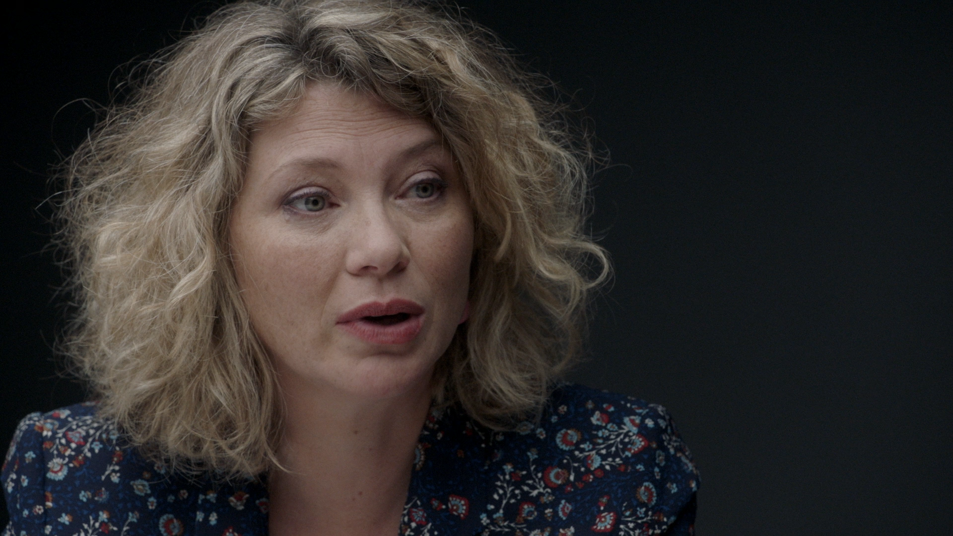 Кадр 3 з Детектив Ренуар / Кандіс Ренуар - детектив із декрету 9 сезон