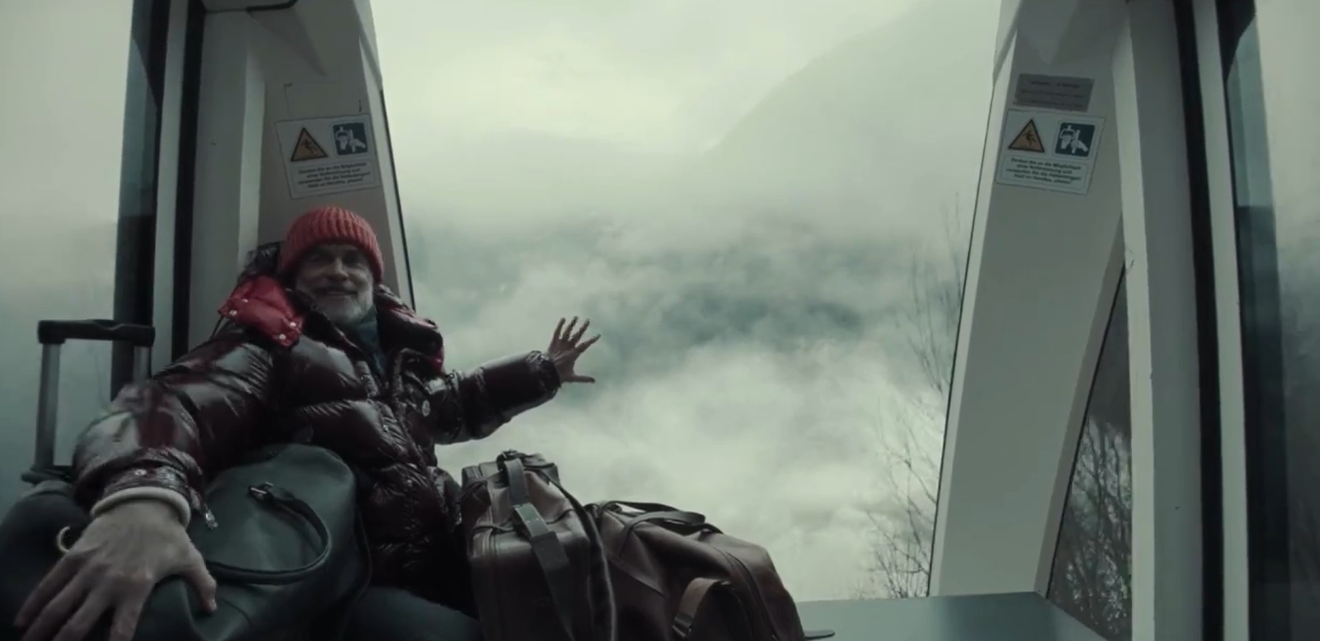 Кадр 2 з Дев'ятеро цілковитих незнайомців 2 сезон