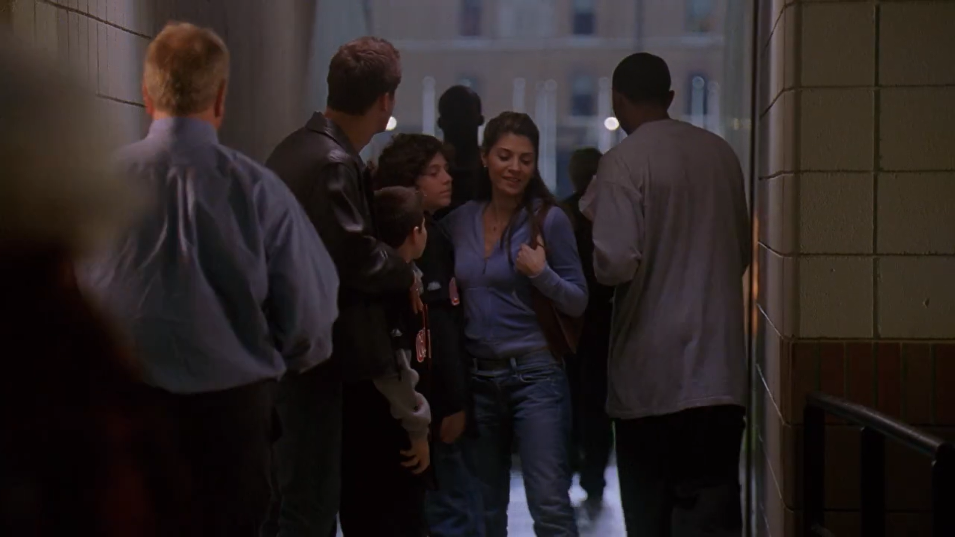 Кадр 1 з Дроти 3 сезон