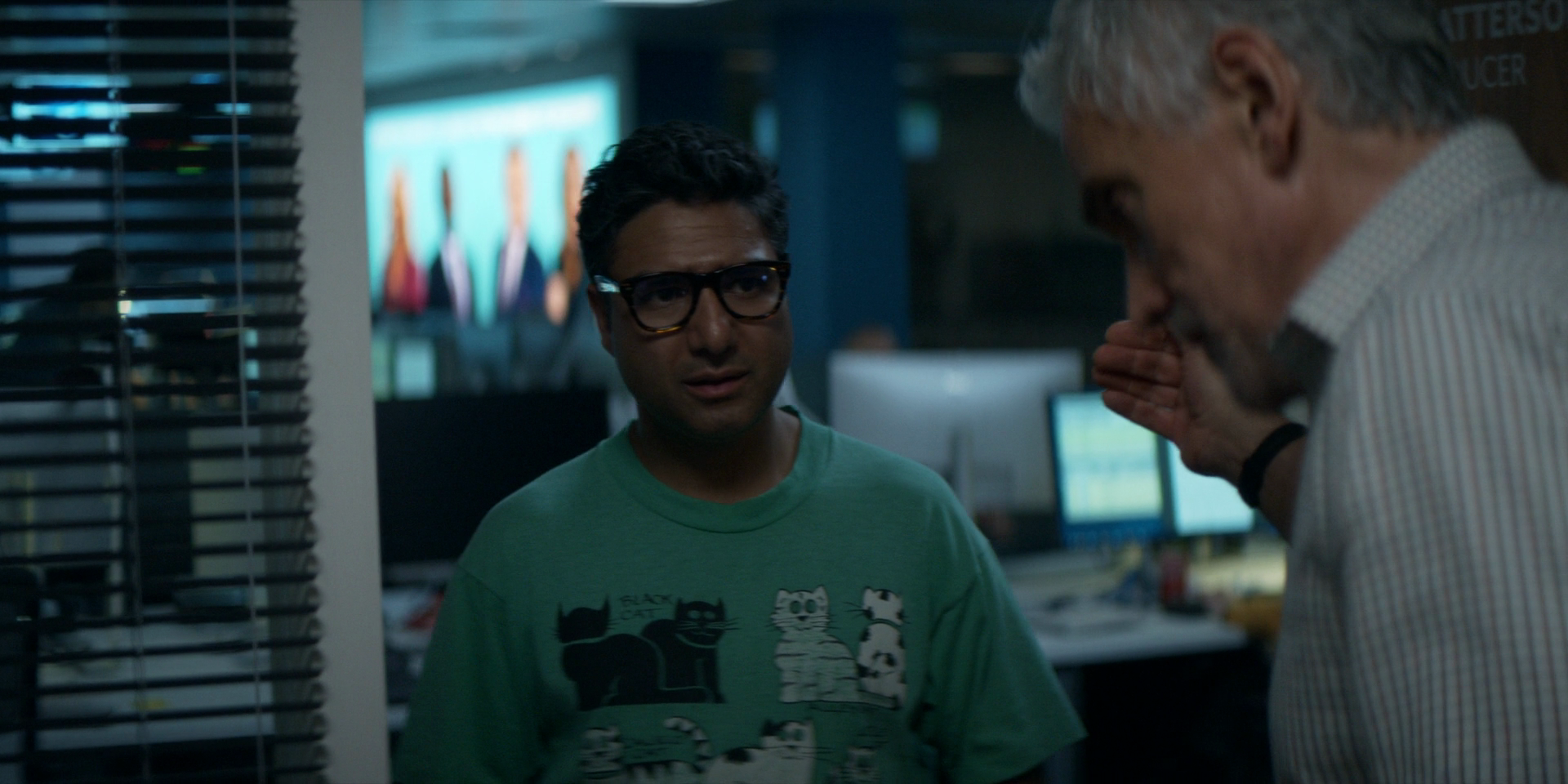 Кадр 2 з Дугласа закенселили 1 сезон