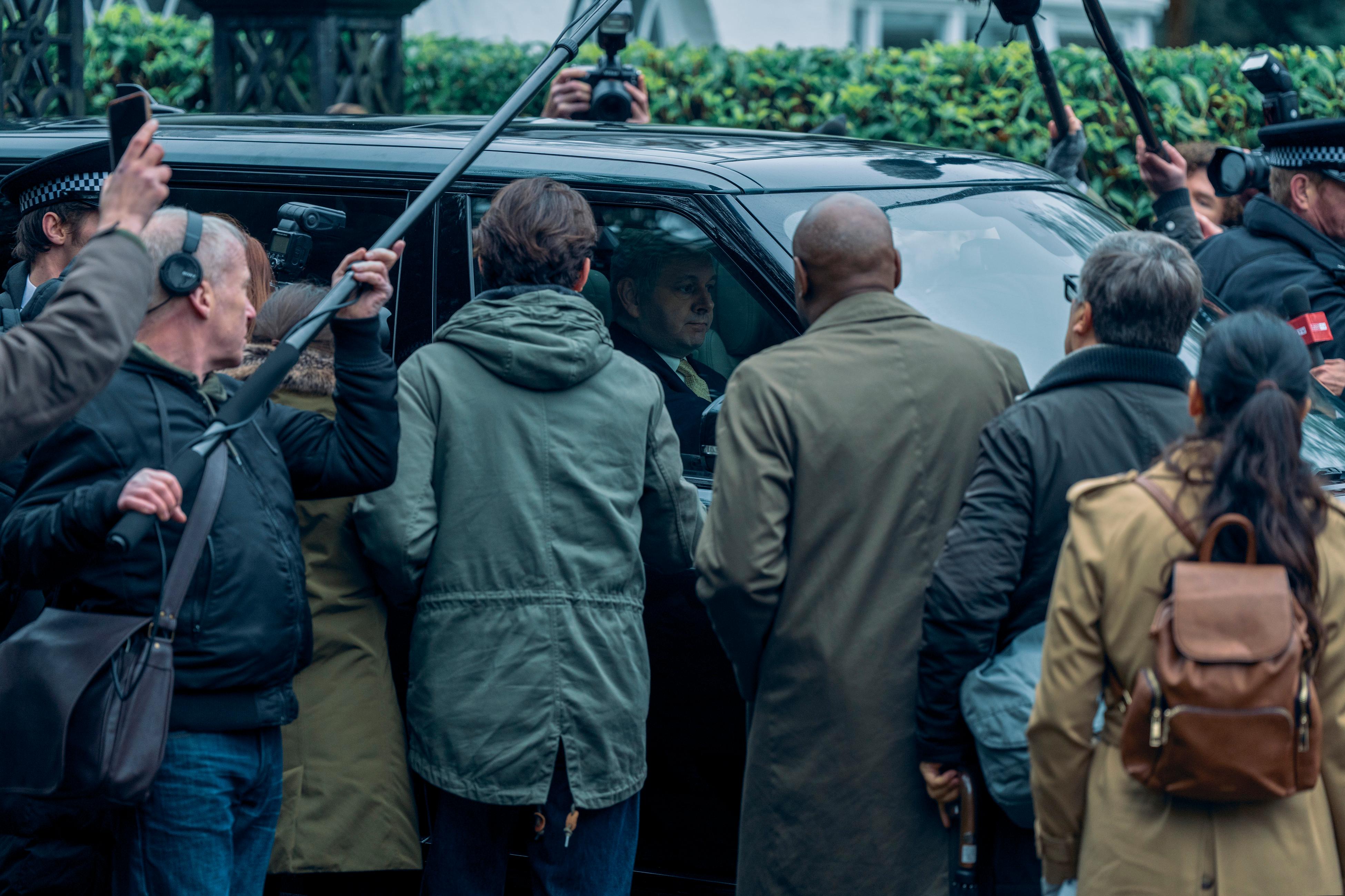 Кадр 3 з Дуже королівський скандал 1 сезон