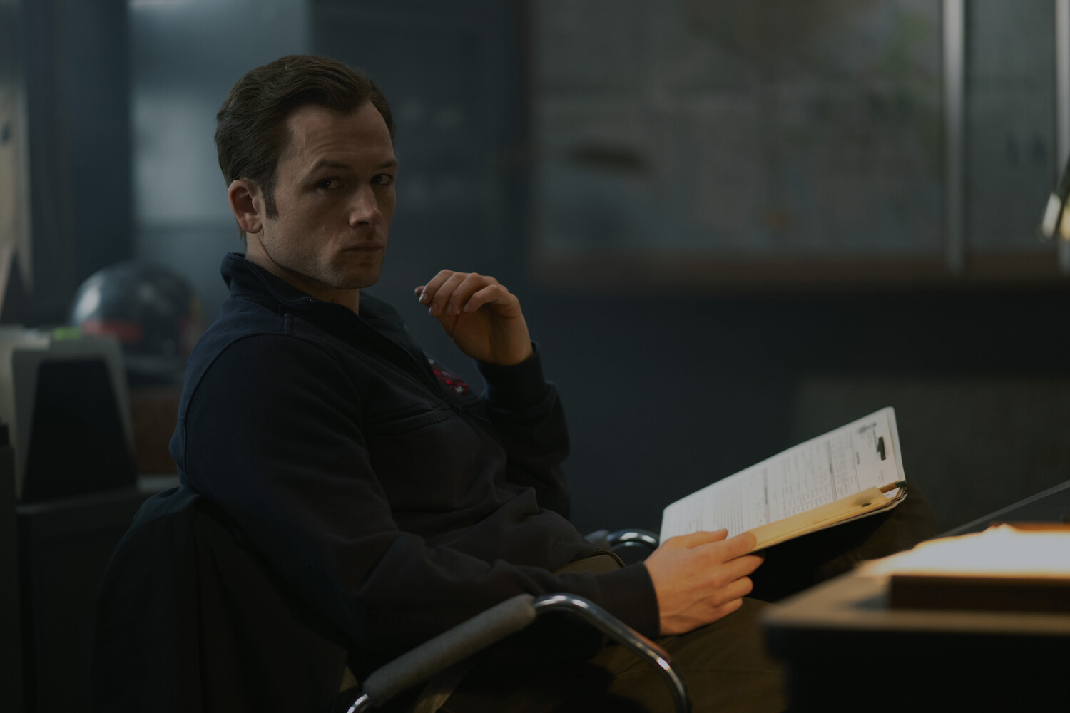 Кадр 2 з Дим 1 сезон