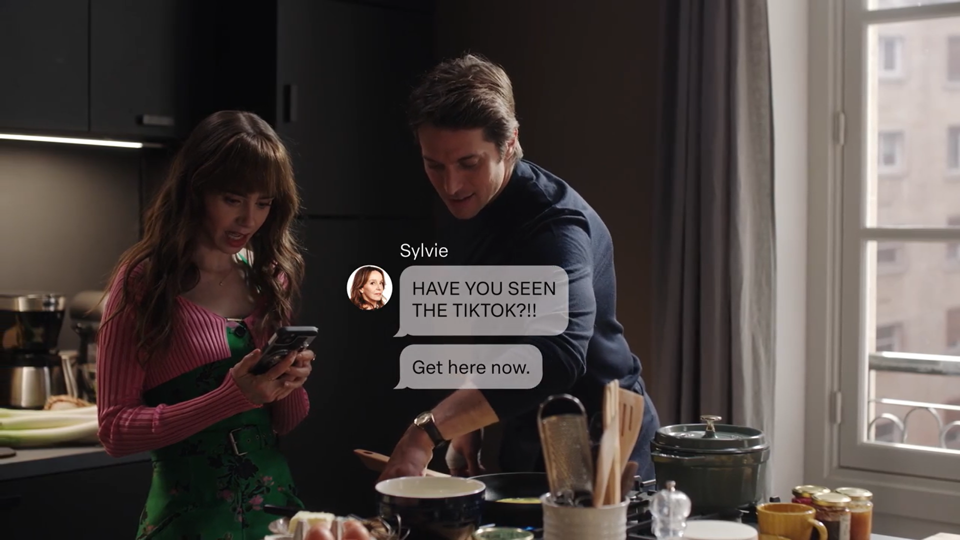 Кадр 4 з Емілі в Парижі 4 сезон