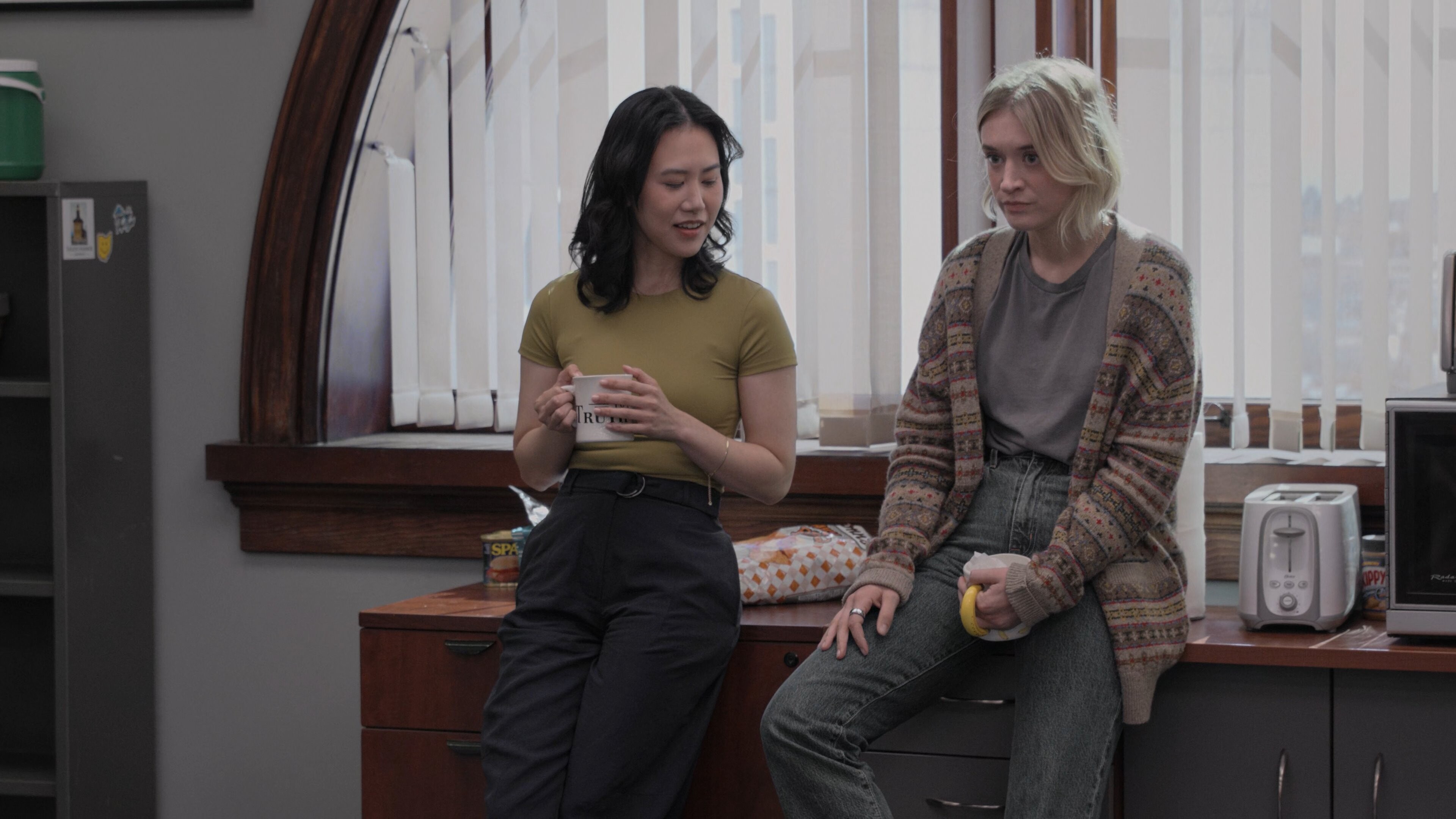 Кадр 1 з Газета 1 сезон