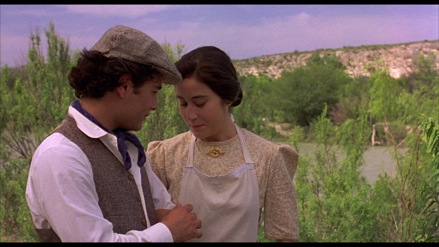 Кадр 4 з Як вода для шоколаду 1 сезон