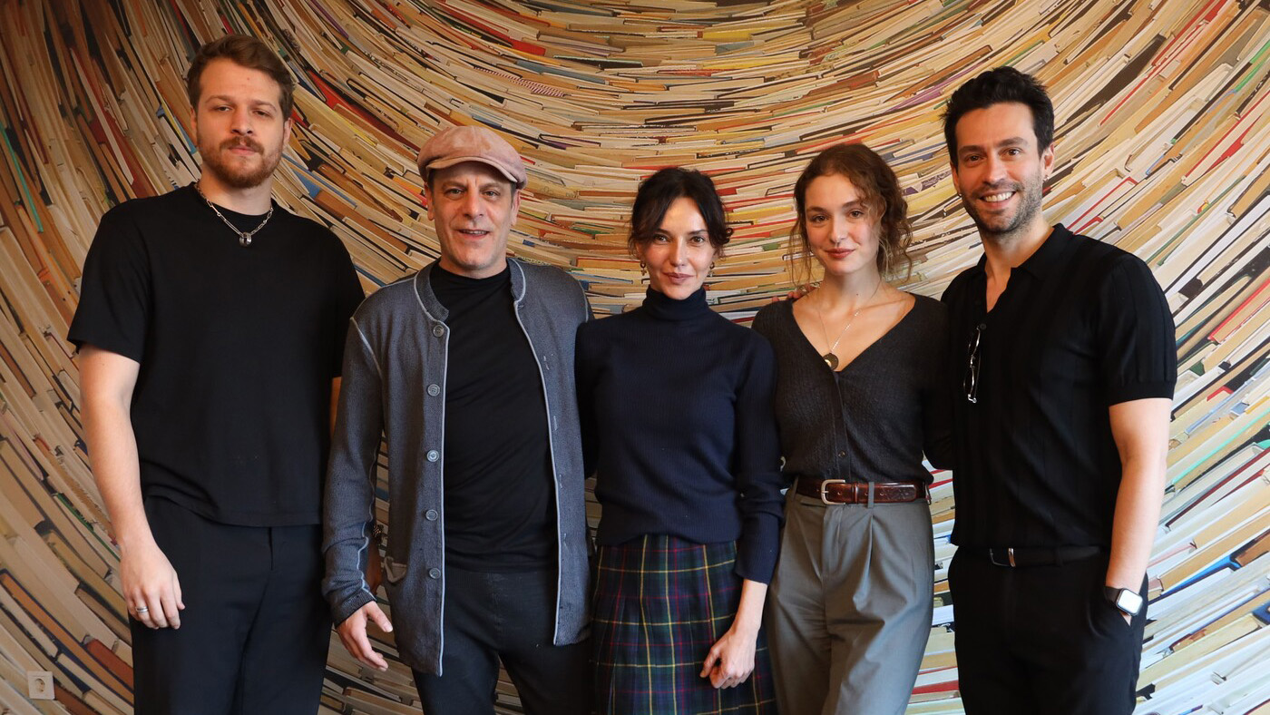 Кадр 4 з Камінь, ножиці, папір 1 сезон