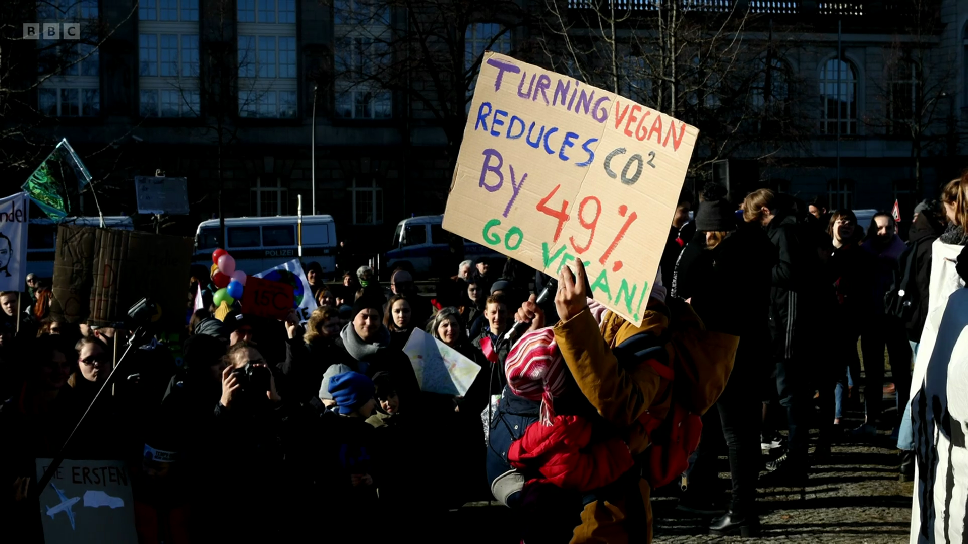 Кадр 1 з Канк та інші люди у 2019 1 сезон