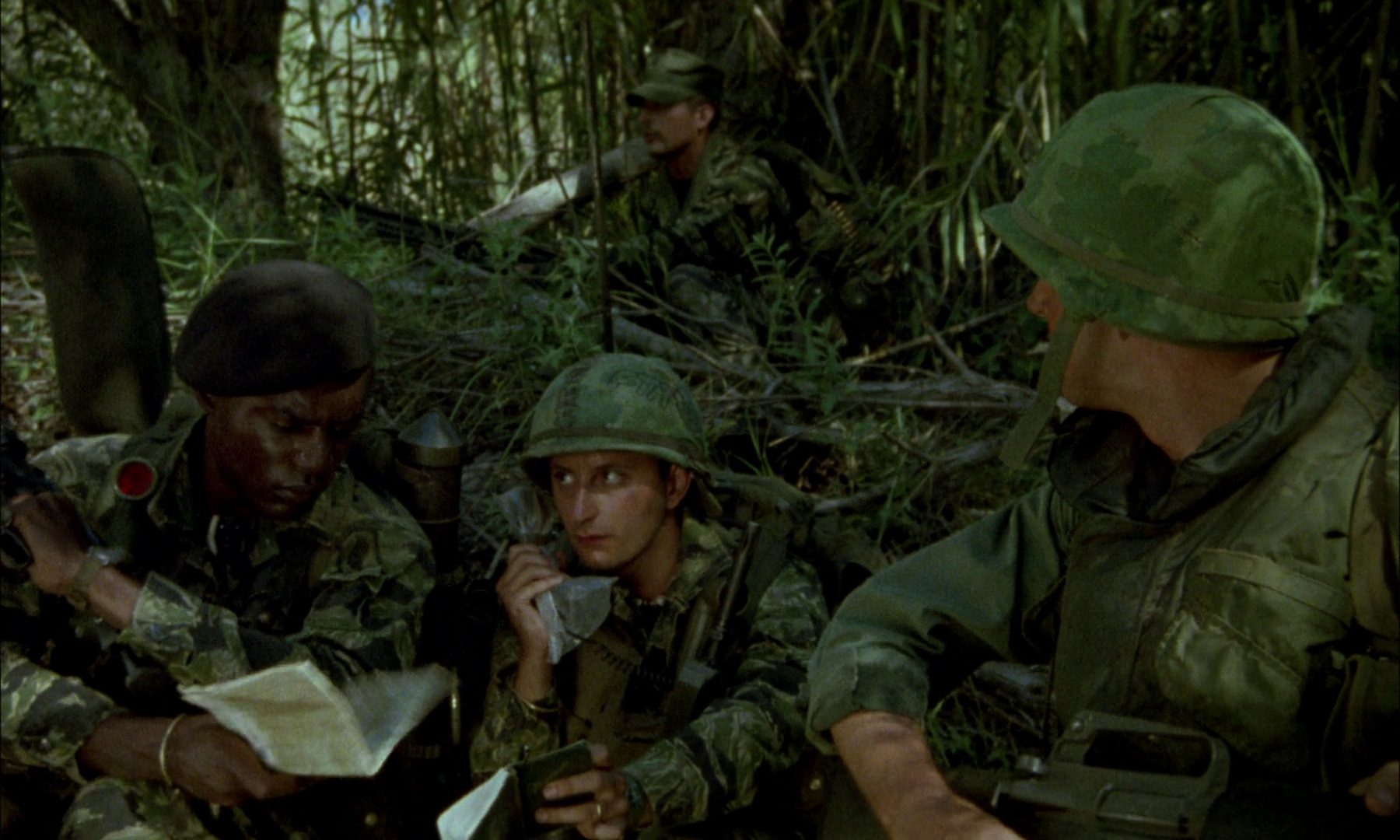 Кадр 1 з Хроніки В'єтнамської війни