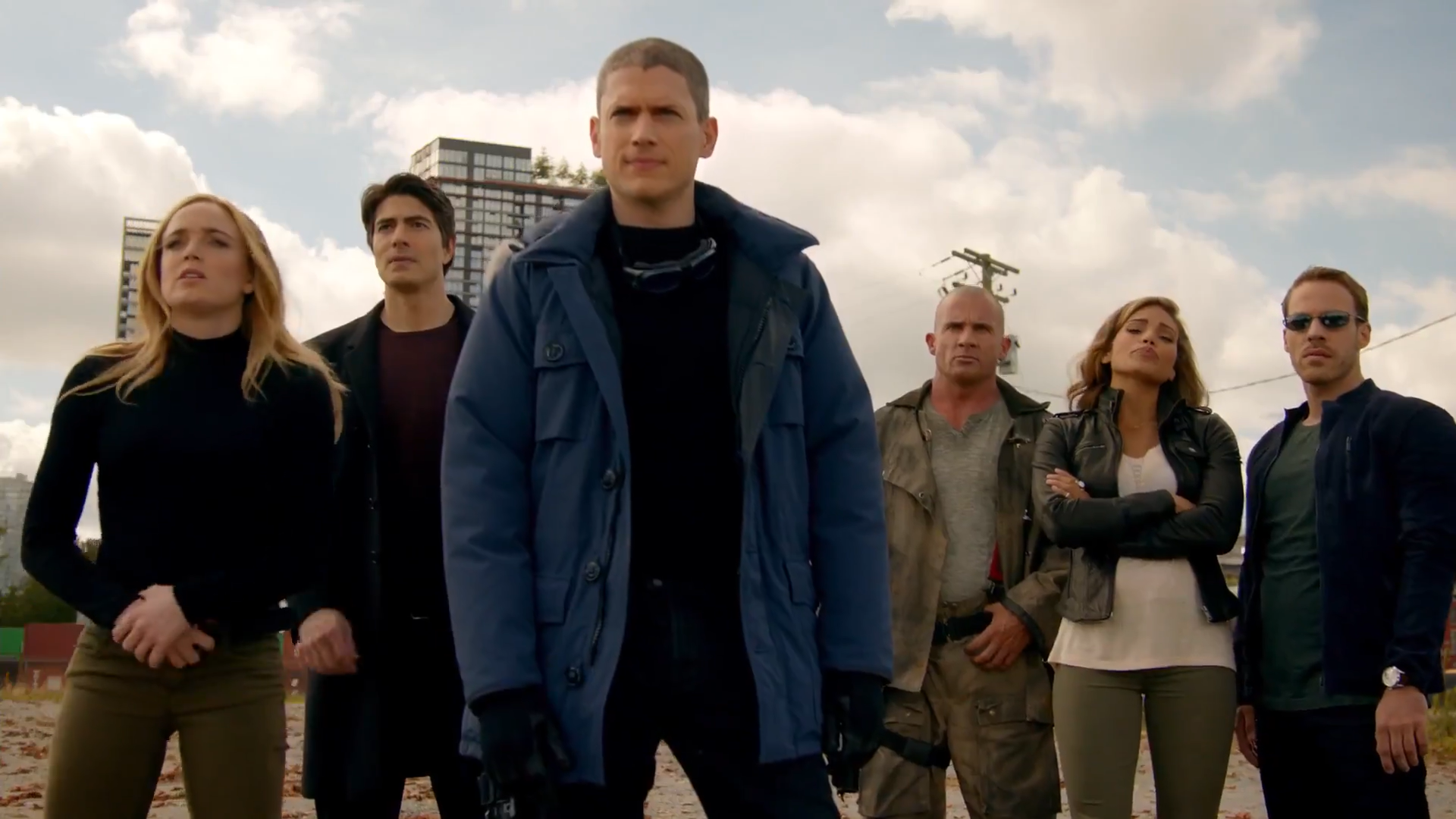 Кадр 1 з Легенди завтрашнього дня 1 сезон