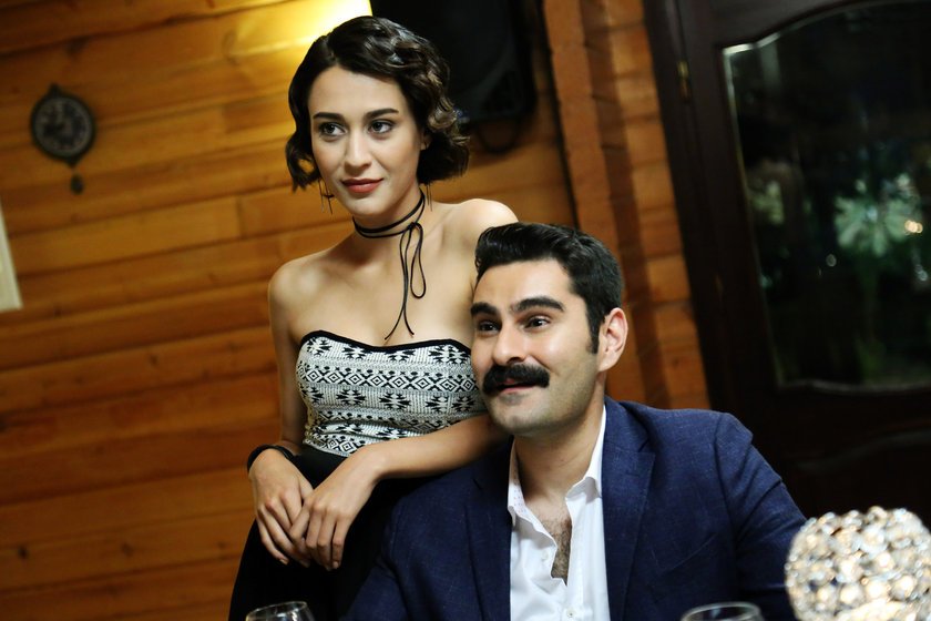 Кадр 2 з Любов не розуміє слів 1 сезон