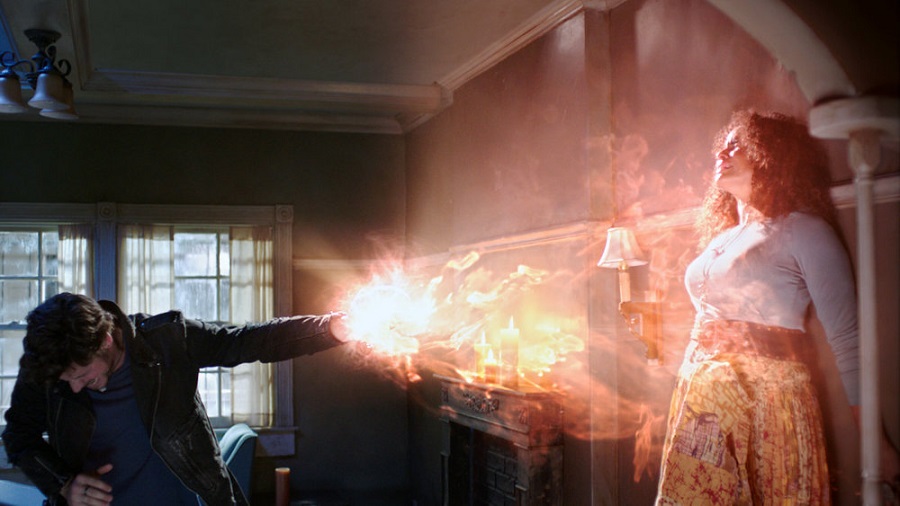 Кадр 2 з Міднайт, Техас 1 сезон