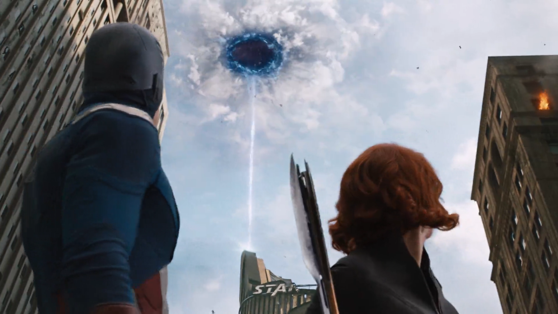 Кадр 1 з Месники