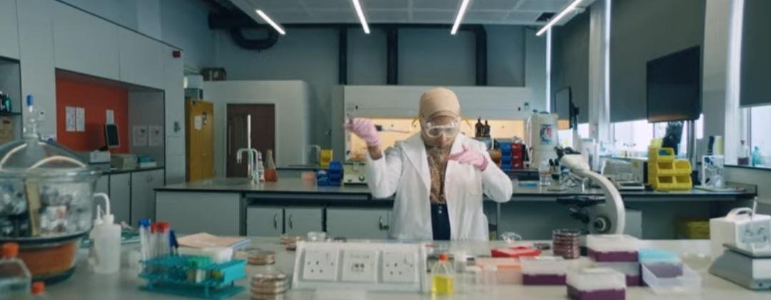 Кадр 2 з Ми є Lady Parts 1 сезон