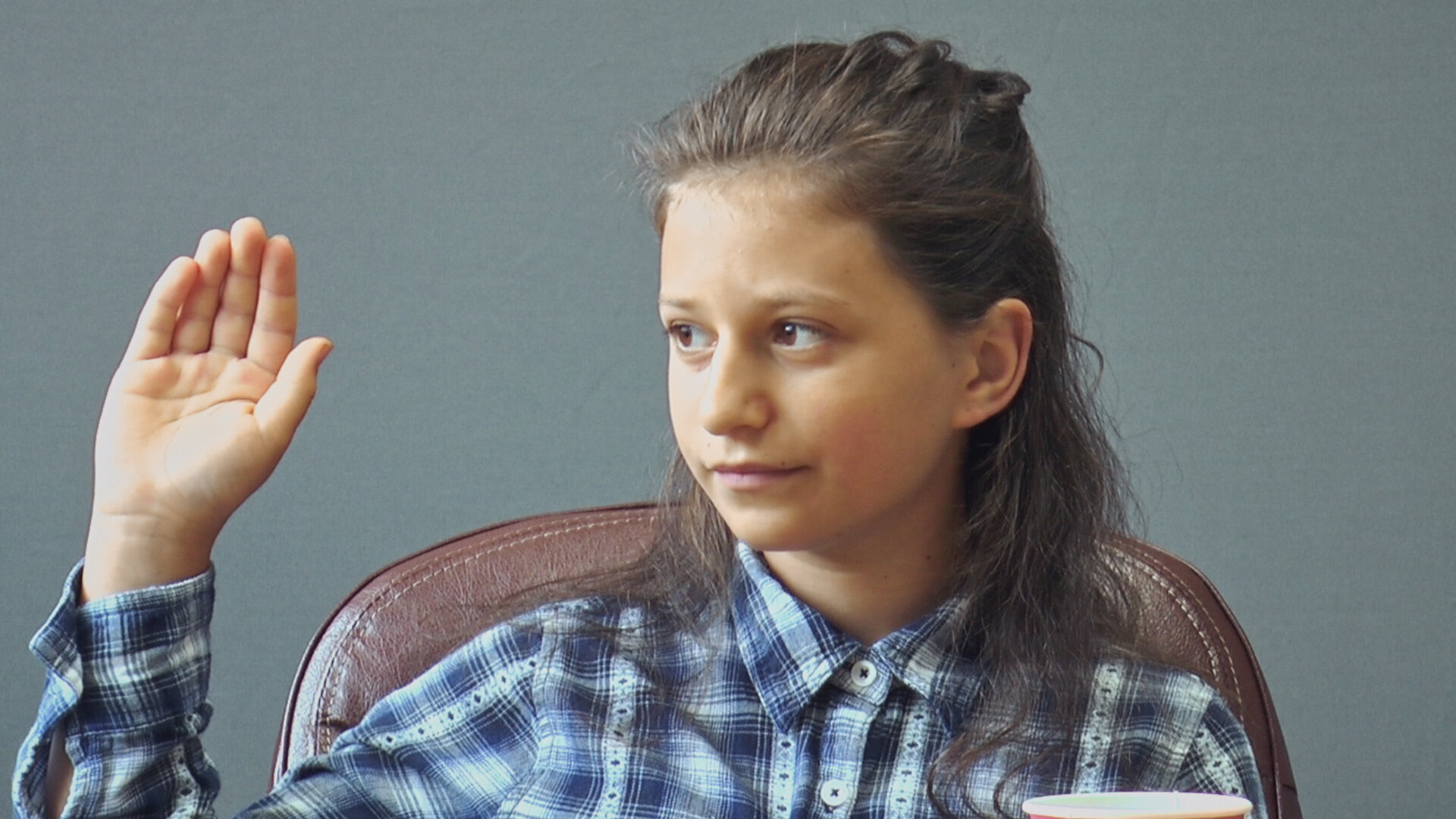 Кадр 4 з Молодь проти влади