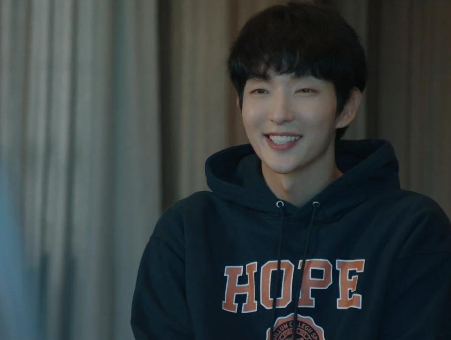 Кадр 2 з Моє життя знову 1 сезон