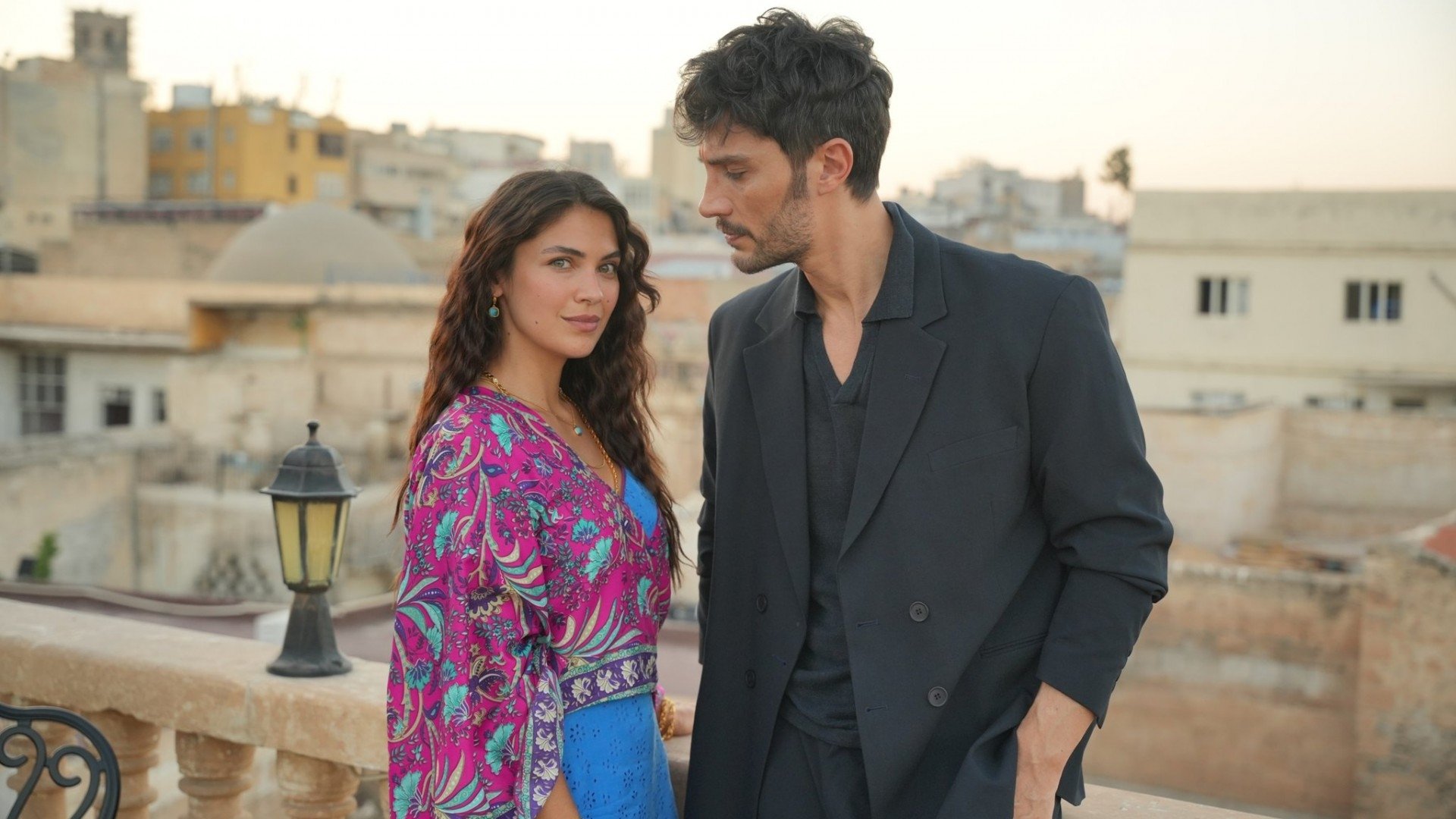 Кадр 3 з Наступник: Поклик коріння 1 сезон