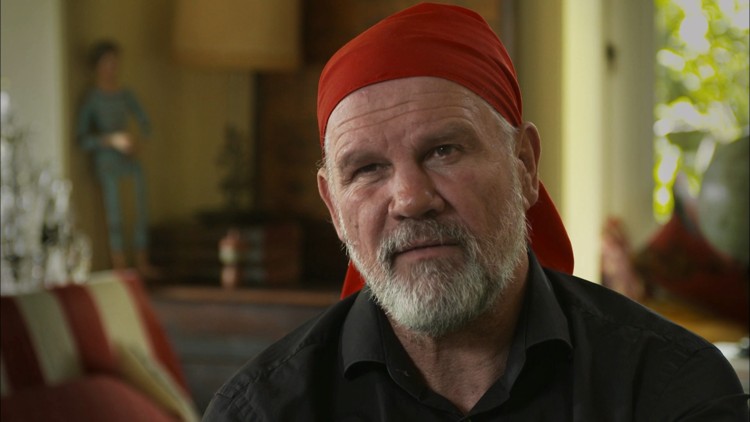 Кадр 3 з Ненсі Вейк. Невловима шпигунка