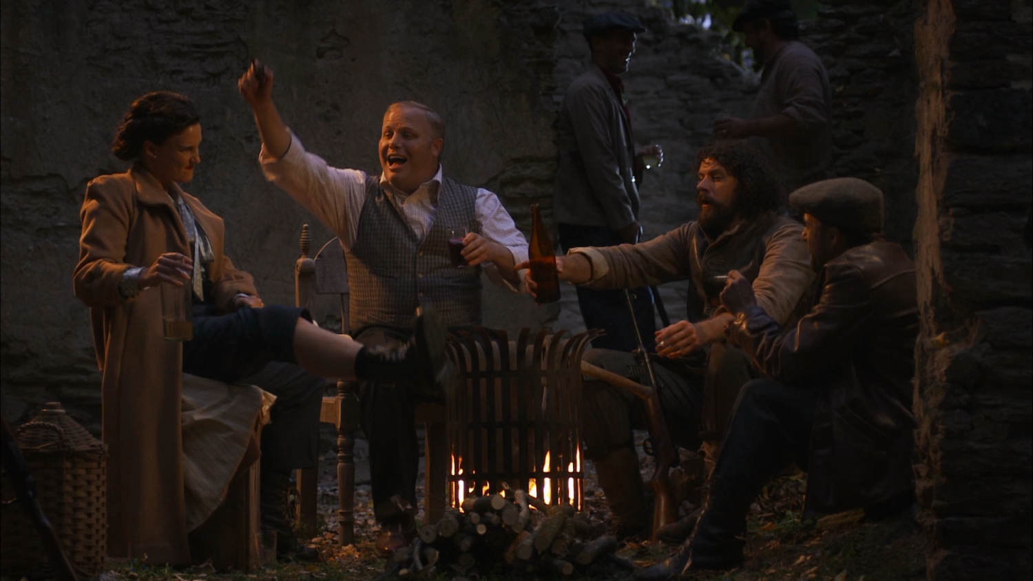 Кадр 4 з Ненсі Вейк. Невловима шпигунка