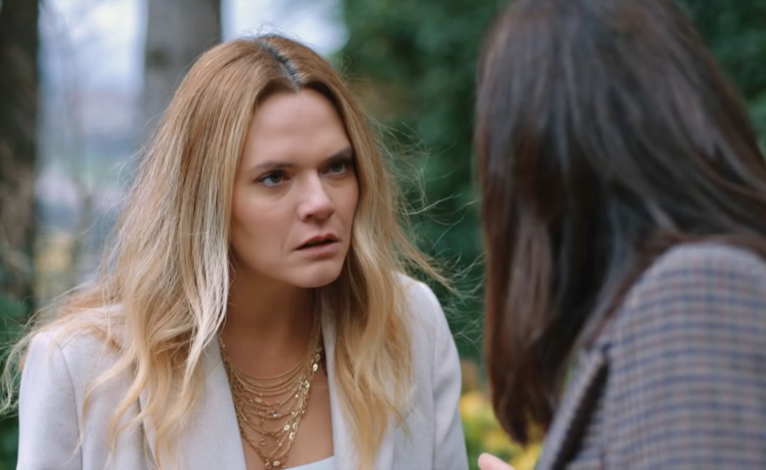 Кадр 1 з Невірний 1 сезон