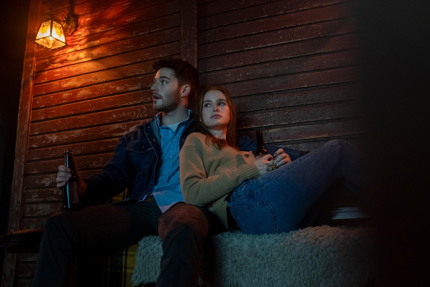 Кадр 3 з Незнайомці: Частина перша