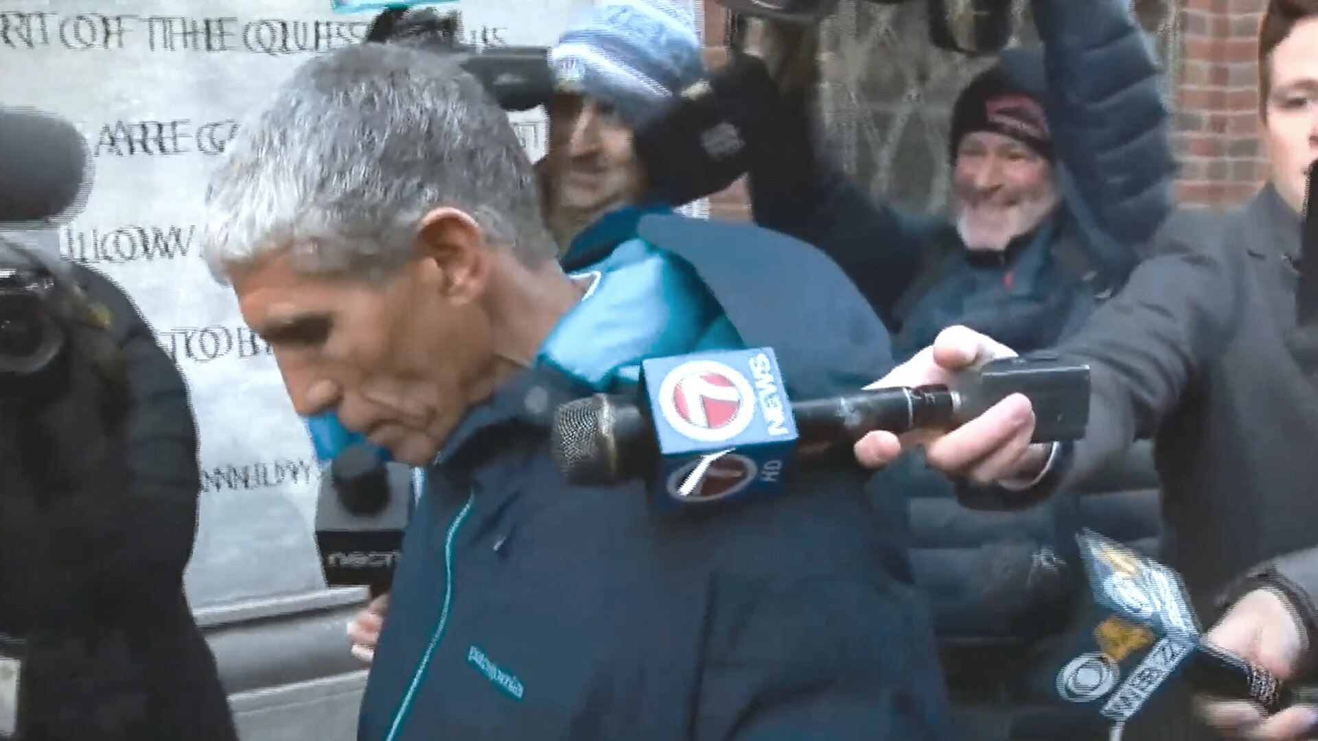 Кадр 2 з Операція «Університетський блюз»: Скандал із вищою освітою в США