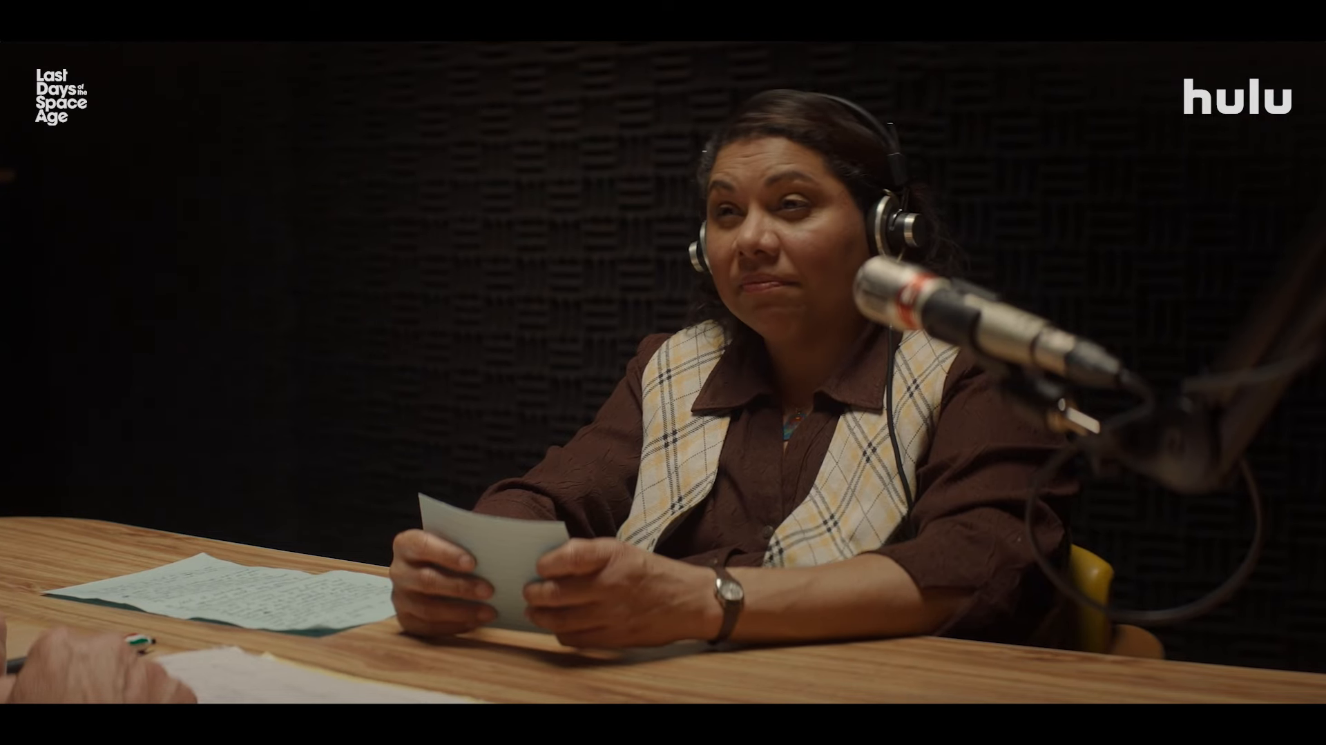 Кадр 3 з Останні дні космічної ери 1 сезон