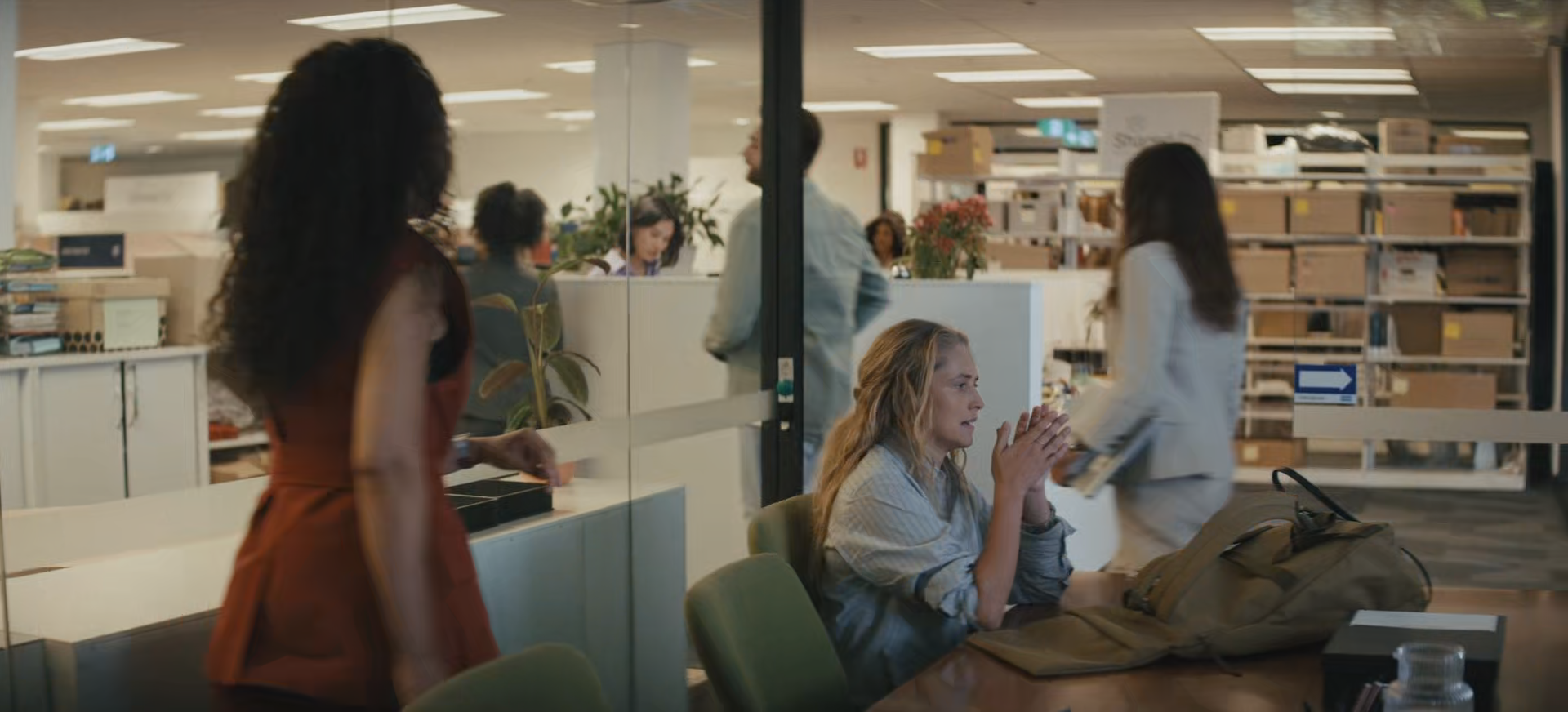 Кадр 3 з Остання річниця 1 сезон