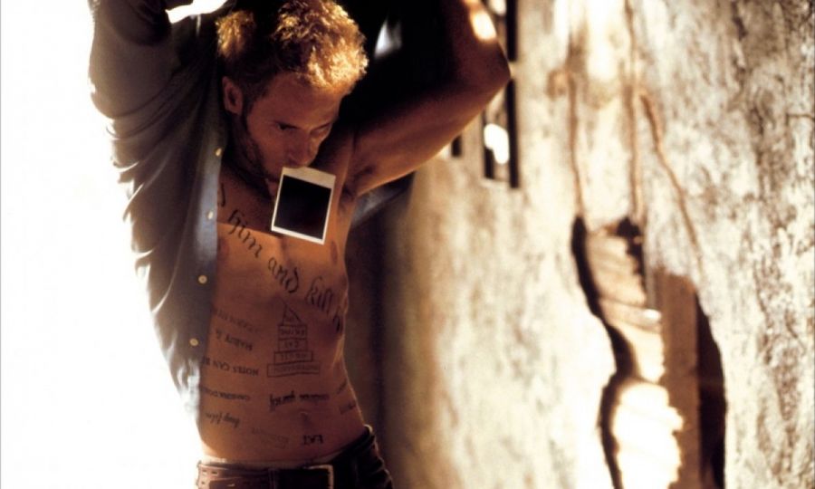 Кадр 1 з Мементо / Пам'ятай