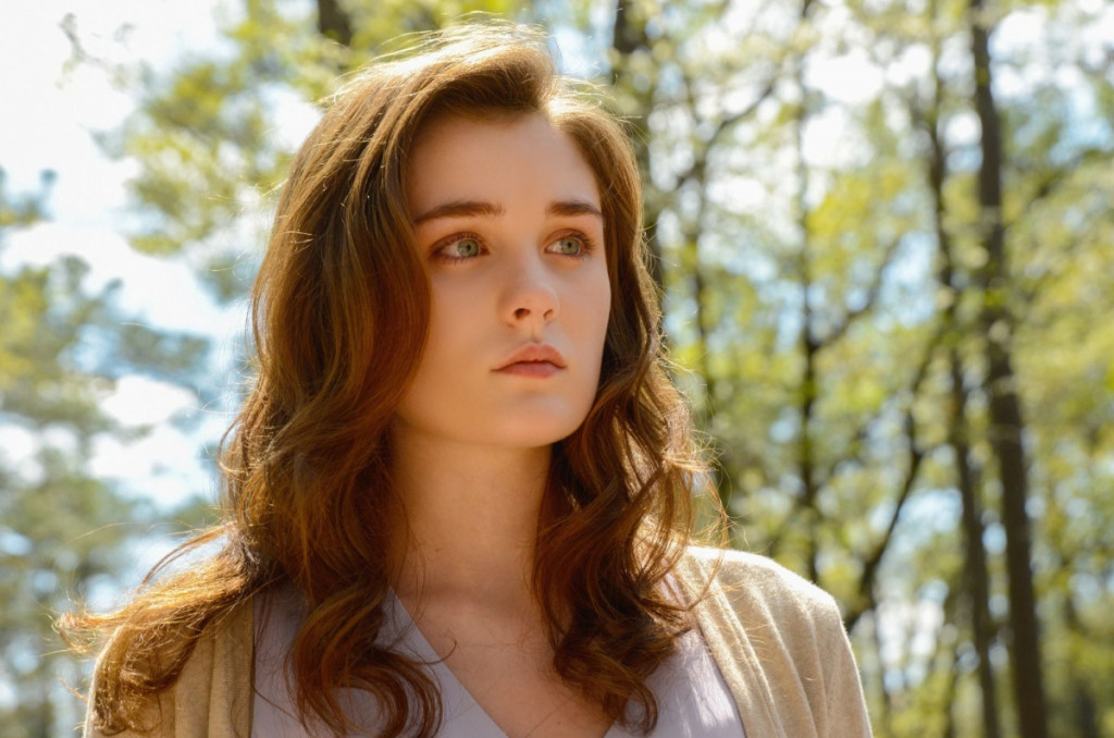 Кадр 2 з Під куполом 1 сезон