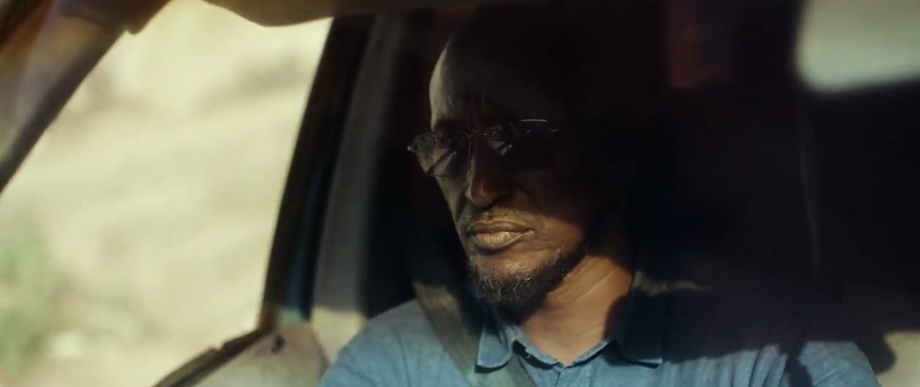 Кадр 3 з Пережити падіння Чорного яструба 1 сезон