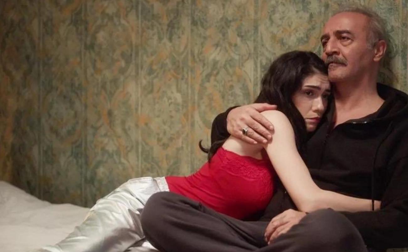 Кадр 3 з Перлини 1 сезон