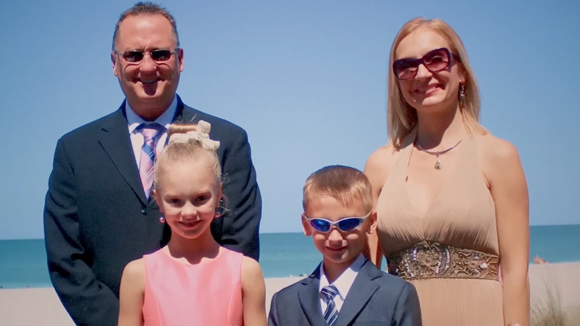 Кадр 4 з Подбайте про Маю