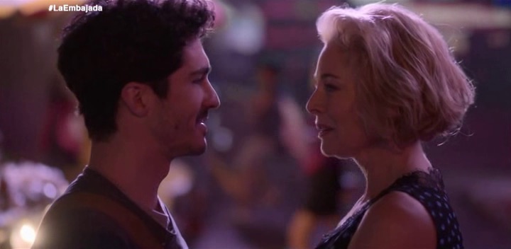 Кадр 2 з Посольство 1 сезон