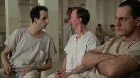 Кадр 3 з Пролітаючи над гніздом зозулі