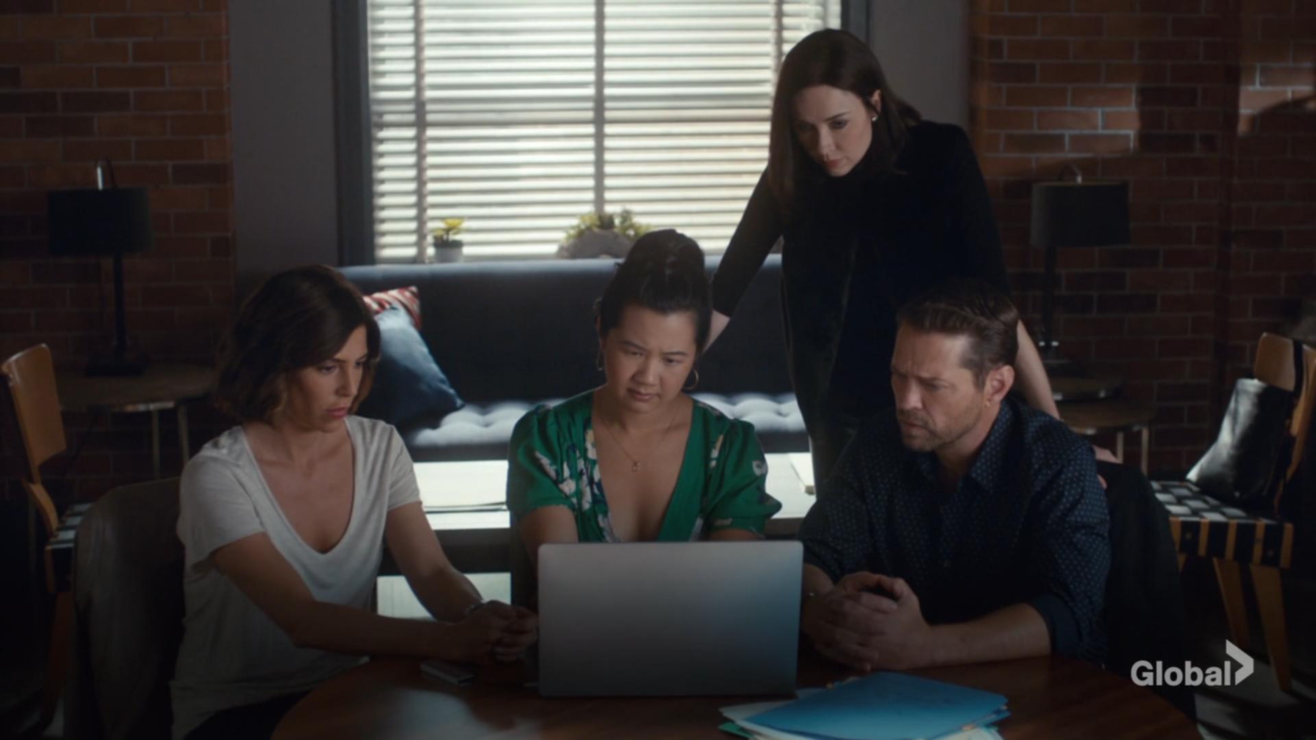 Кадр 3 з Приватні детективи 2 сезон