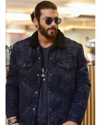 Кадр 3 з Рання пташка 1 сезон