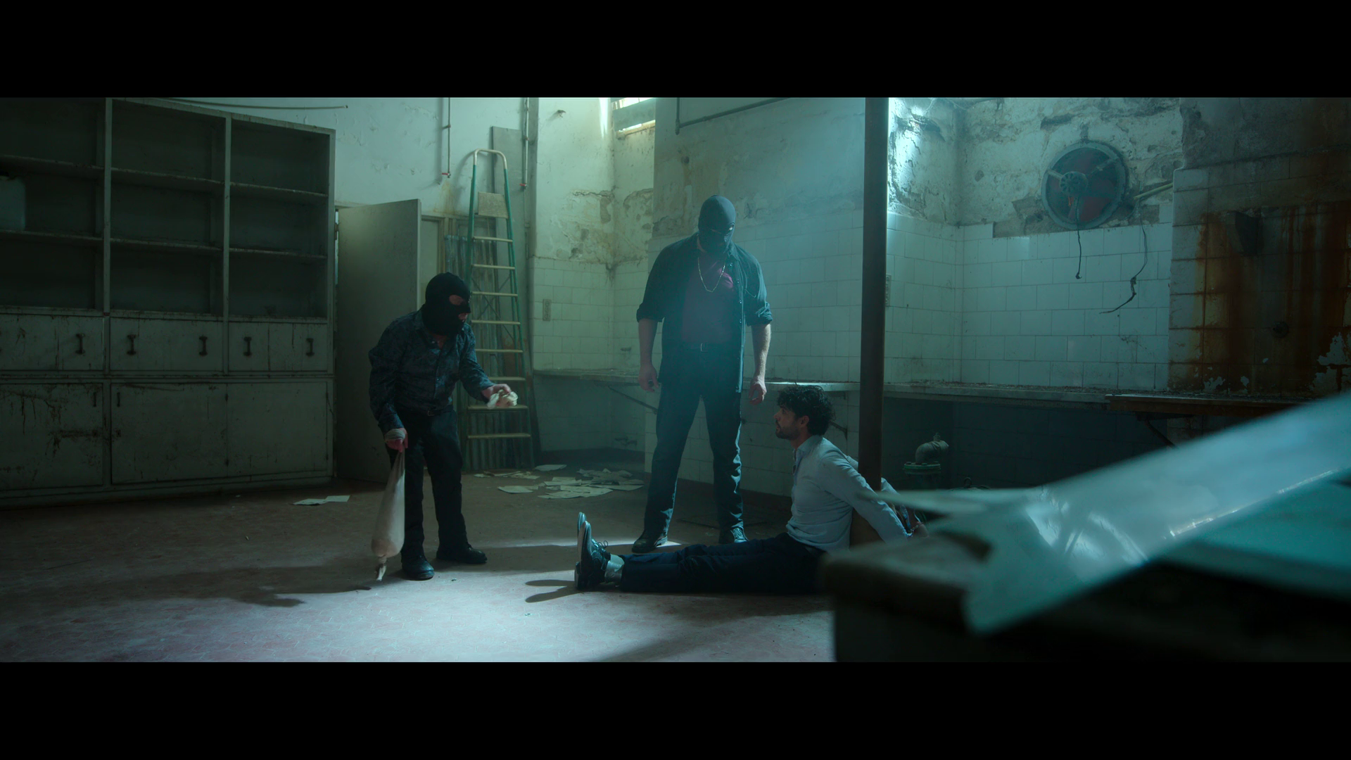 Кадр 3 з Сара: Жінка в тіні 1 сезон