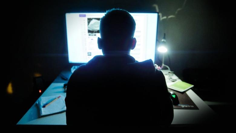 Кадр 1 з Shiny_Flakes: молодий наркобарон