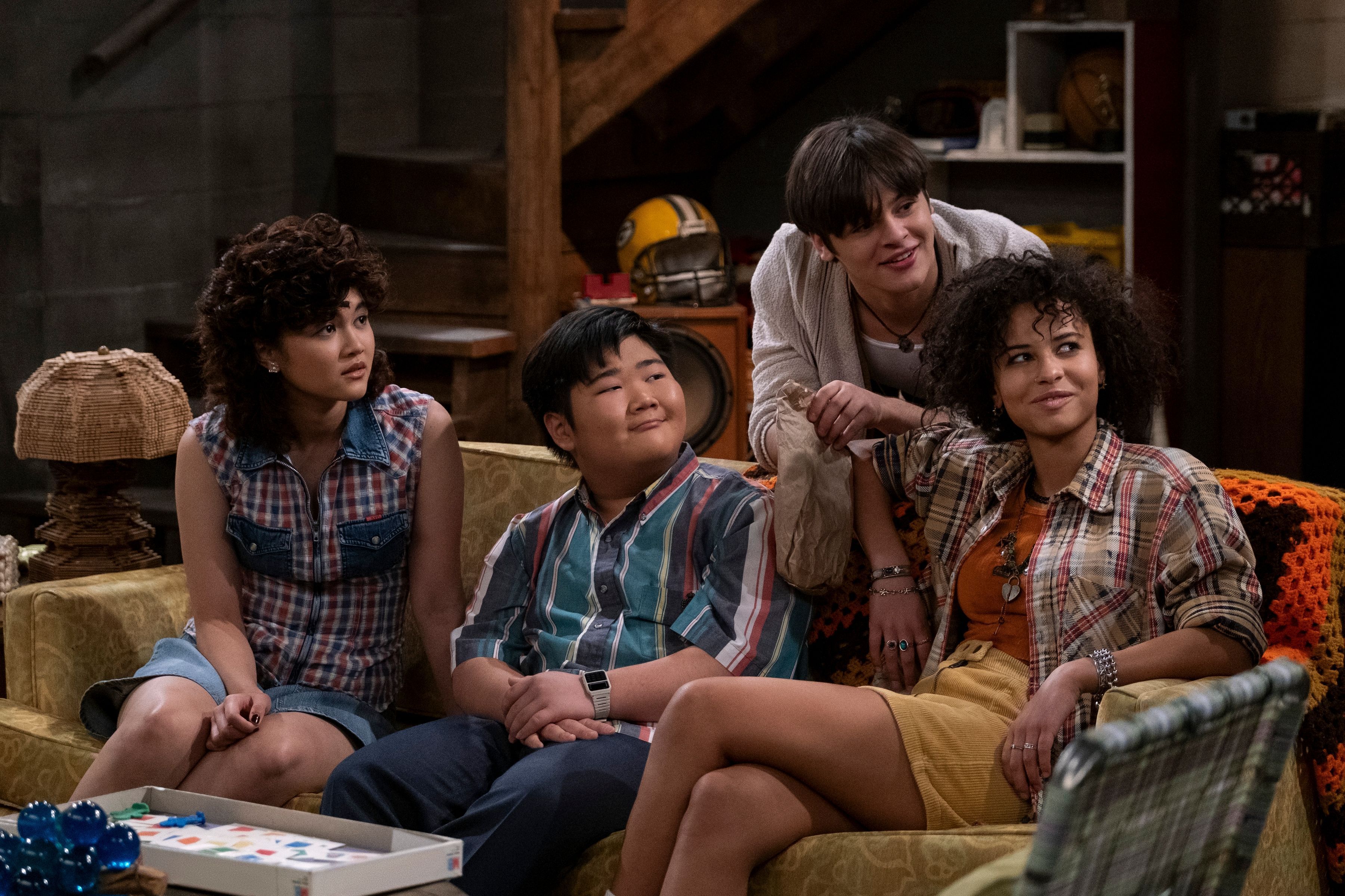 Кадр 1 з Шоу 90-х 2 сезон