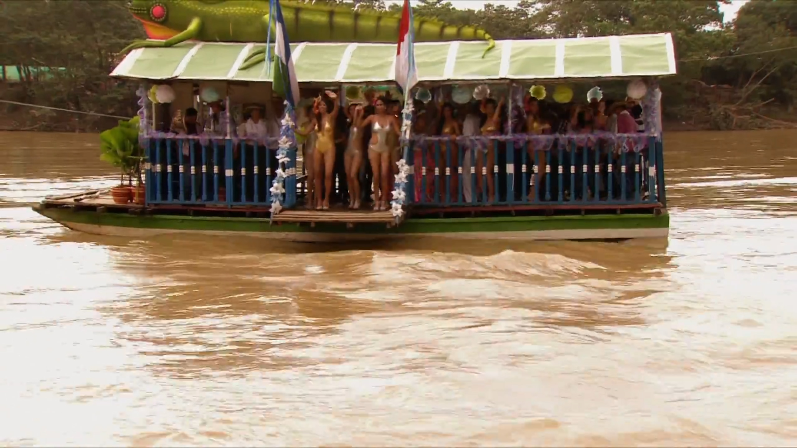 Кадр 4 з Сіну, ріка пристрастей 1 сезон