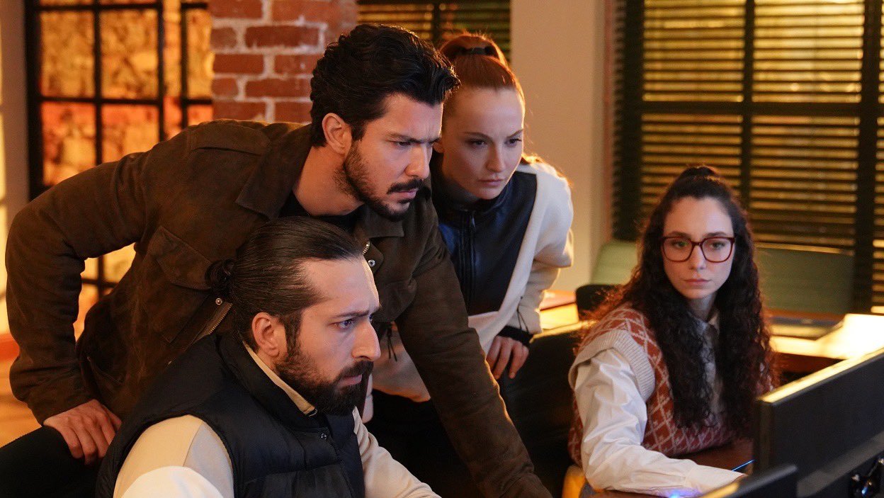 Кадр 4 з Сипахи 1 сезон